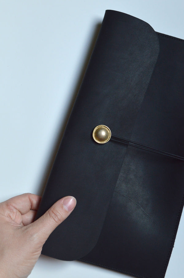 Envelope Clutch | Noir