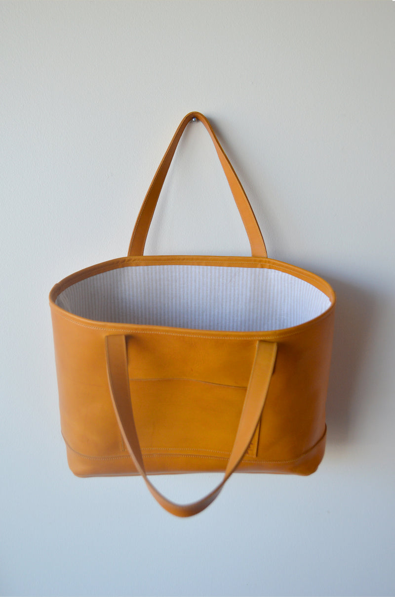 Dreamers Leather Tote | Saffron