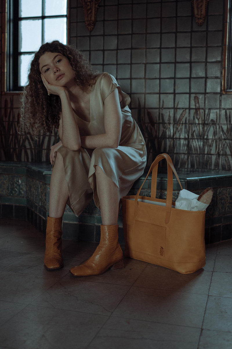 Dreamers Leather Tote | Saffron